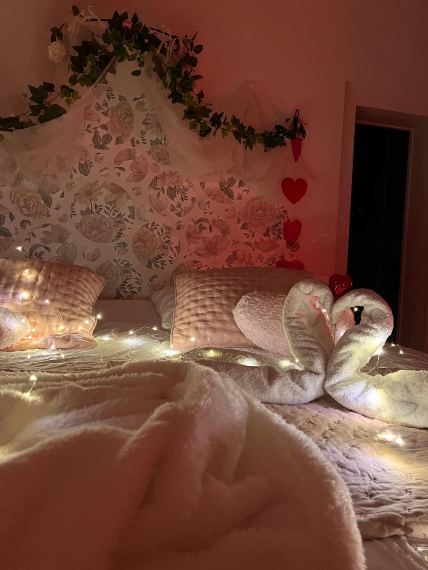 Bed and Breakfast Domaine Des Anges à Avesnes-sur-Helpe Extérieur photo